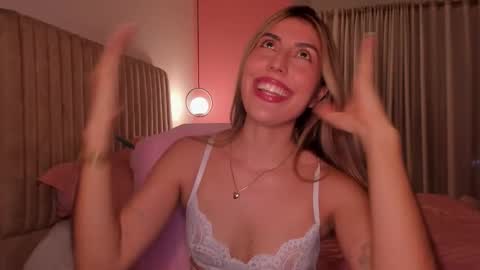 Helloo HAPPY NEW YEAR  Ill be back soon   online show from 01-15-26, 12:59