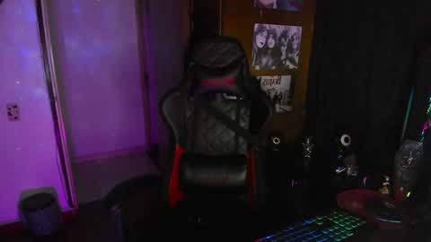 Dakota Crab online show from 01-27-25, 01:05