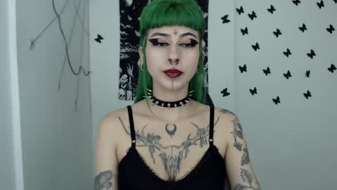 Snapshot of dakota_krall_ chatting on 12-24-24, 02:10 dakota online show from 12-24-24, 02:10