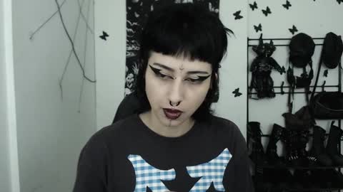 Snapshot of dakota_krall_ chatting on 09-18-25, 10:28 dakota online show from 09-18-25, 10:28