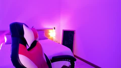 dakota_mars online show from 09-25-25, 11:58