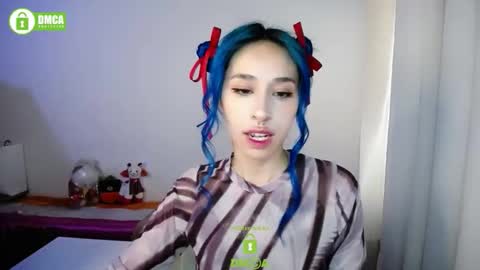 Maca online show from 12-19-25, 01:51