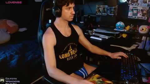 Snapshot of dakota_wndrs chatting on 02-26-26, 11:48 Dakota Wonders online show from 02-26-26, 11:48