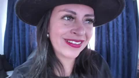 Snapshot of dakotaagray chatting on 06-19-26, 12:53 Dakotaagray online show from 06-19-26, 12:53