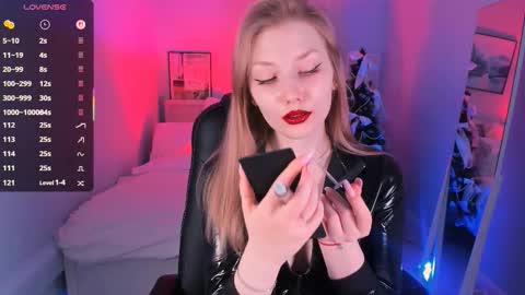 Dakota online show from 12-15-25, 08:18