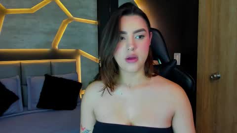 Dakota  online show from 02-02-26, 04:38