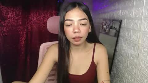 dalagang_ayeshaxx online show from 11-24-25, 10:48