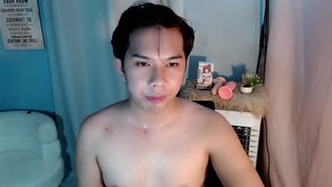 Snapshot of dale_xox23 chatting on 06-08-26, 02:39 Dale online show from 06-08-26, 02:39