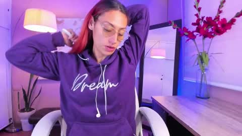 Dalia online show from 01-10-25, 01:20