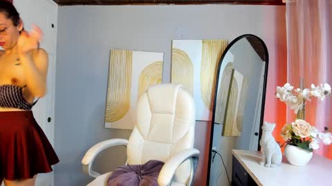 Dalia online show from 02-04-25, 01:59