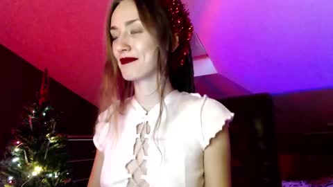 Dalia  online show from 12-25-24, 01:30