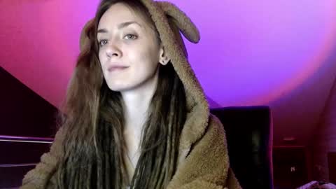 Dalia  online show from 01-16-25, 10:10