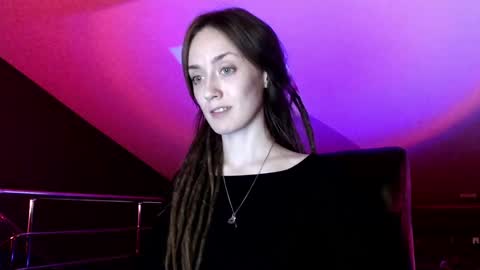 Dalia  online show from 01-17-25, 01:13