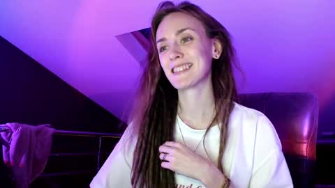 Dalia  online show from 01-21-25, 05:41