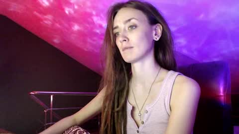 Dalia  online show from 02-08-25, 01:54