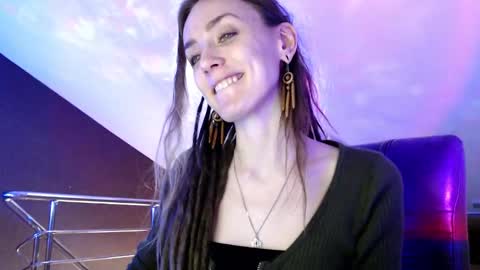 Dalia  online show from 02-21-25, 01:22