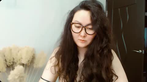 Dali online show from 11-12-25, 06:14