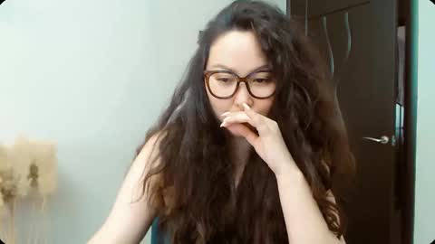 Dali online show from 11-28-25, 05:43