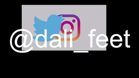 Snapshot of dalila_oficials chatting on 04-25-26, 11:13 online show from 04-25-26, 11:13