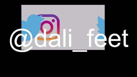 Snapshot of dalila_oficials chatting on 06-17-26, 10:06 online show from 06-17-26, 10:06