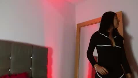 Snapshot of dalilasub_ah chatting on 10-11-25, 12:15 Dalilasub AH online show from 10-11-25, 12:15