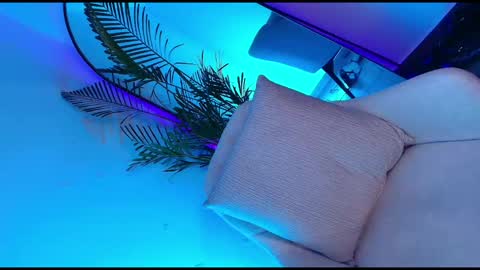 dalilathoms online show from 01-11-26, 08:47