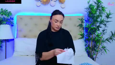 daliyaa_ online show from 07-02-26, 12:11
