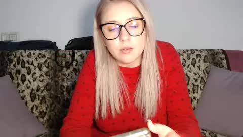 Maria online show from 12-24-24, 09:44