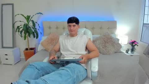 DAMIAN online show from 01-10-25, 06:17