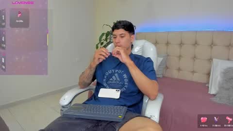 DAMIAN online show from 01-28-25, 12:43