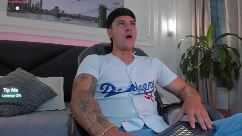 DAMIAN online show from 04-08-26, 10:59