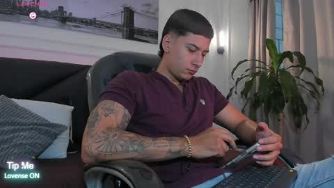 DAMIAN online show from 04-15-26, 12:34