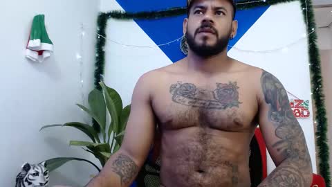 Snapshot of damian64436171 chatting on 12-29-24, 06:27 damian64436171 online show from 12-29-24, 06:27