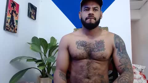 Snapshot of damian64436171 chatting on 01-15-25, 02:46 damian64436171 online show from 01-15-25, 02:46