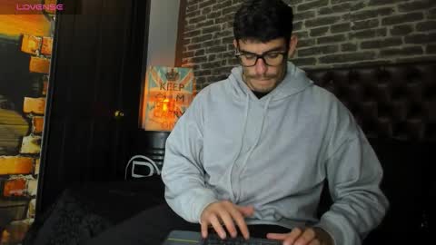 Snapshot of damian_bulls chatting on 02-22-26, 02:37 ---Damian--- online show from 02-22-26, 02:37