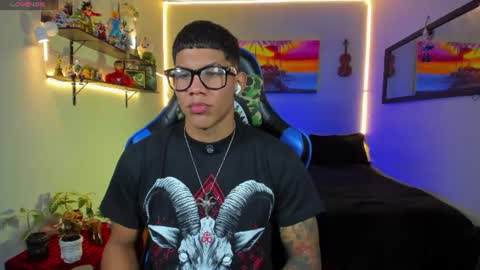 Snapshot of damian_latinxxx chatting on 07-17-26, 09:05 Damian online show from 07-17-26, 09:05