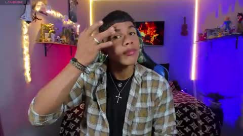 Snapshot of damian_latinxxx chatting on 07-22-26, 09:01 Damian online show from 07-22-26, 09:01