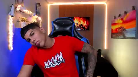 Snapshot of damian_latinxxx chatting on 07-28-26, 02:13 Damian online show from 07-28-26, 02:13