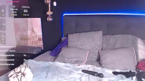 Snapshot of damian_n_lissa chatting on 02-21-25, 11:54 damian_n_lissa online show from 02-21-25, 11:54