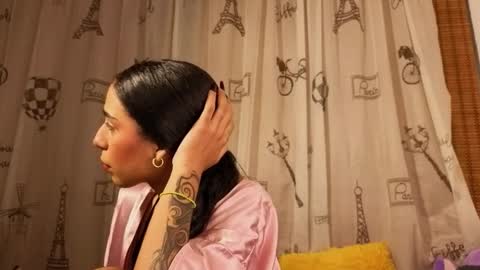 Snapshot of damian_n_lissa chatting on 02-19-26, 01:45 damian_n_lissa online show from 02-19-26, 01:45