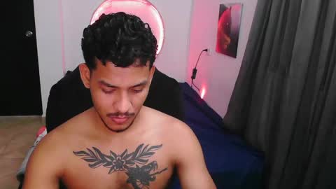 Snapshot of damiann_rees chatting on 04-22-26, 01:19 instagram damiannreed. online show from 04-22-26, 01:19