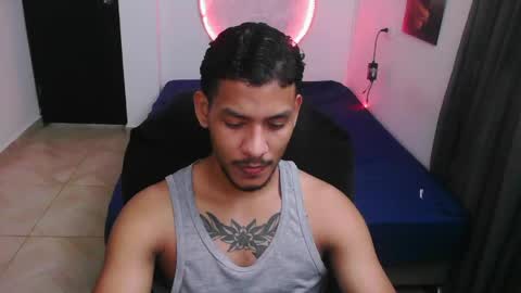 Snapshot of damiann_rees chatting on 05-05-26, 01:02 instagram damiannreed. online show from 05-05-26, 01:02