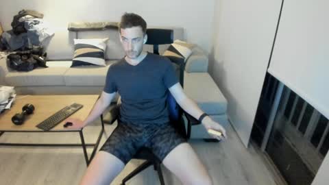 Snapshot of damiano007 chatting on 02-06-25, 09:06 CockandLoad online show from 02-06-25, 09:06