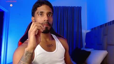 Snapshot of damiano_walker chatting on 09-24-25, 04:16 damiano_walker online show from 09-24-25, 04:16