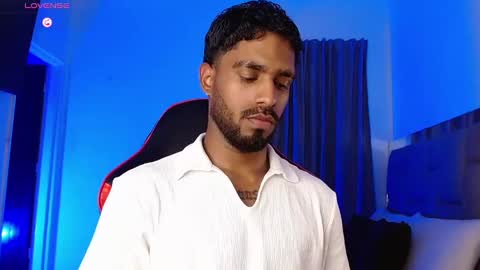 Snapshot of damiano_walker chatting on 10-01-25, 05:46 damiano_walker online show from 10-01-25, 05:46