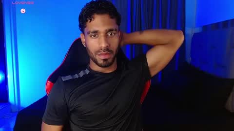 Snapshot of damiano_walker chatting on 10-30-25, 05:53 damiano_walker online show from 10-30-25, 05:53