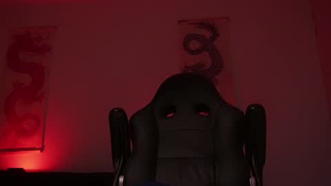 insta damn8   --------  online show from 12-22-24, 04:06