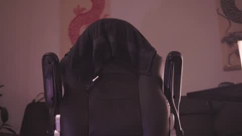 insta damn8   --------  online show from 03-12-25, 12:53