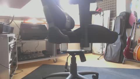 Ray online show from 03-04-25, 11:08