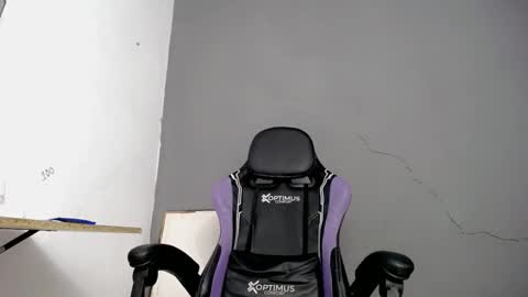 damien_444 online show from 02-10-26, 09:30